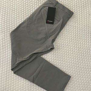 Lululemon MEN’S Commission Pant Slim Wool Blend (Golf Pants)